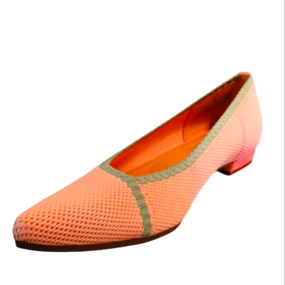 Vionic Pink and Green Flats - Picture 2 of 5